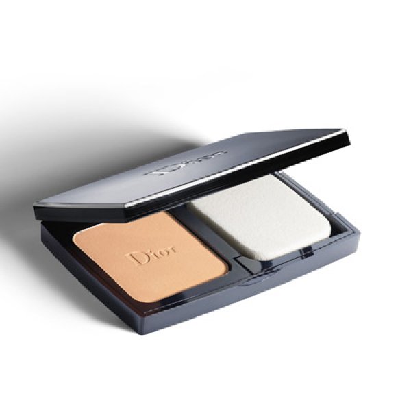 画像1: Christian Dior クリスチャン ディオール ディオール スキン フォーエヴァー コンパクト #030 MEDIUM BEIGE SPF 25 - PA++ 10g (1)