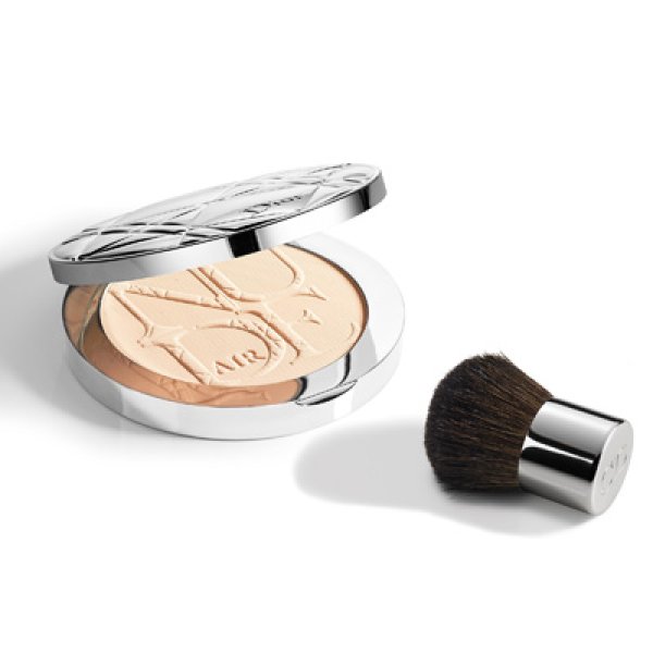 画像1: Christian Dior クリスチャン ディオール ディオールスキン ヌード エアー パウダー コンパクト #010 IVORY 10g (1)